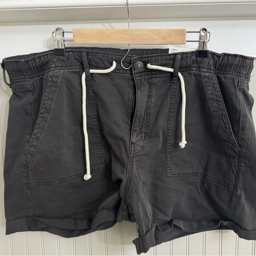 NWT American Eagle Shorts